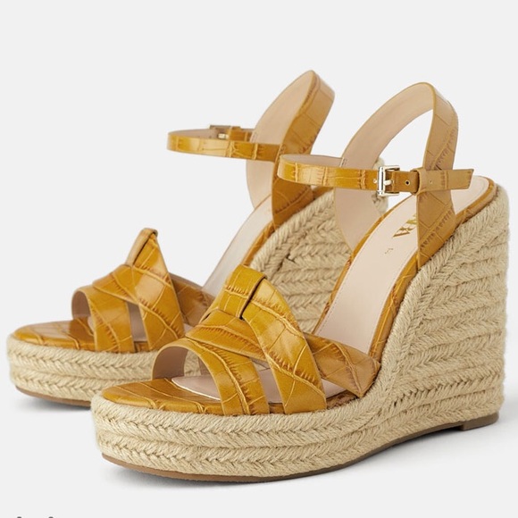 Zara | Shoes | Zara Animal Phyton Print Embossed Wedges Yellow Color ...